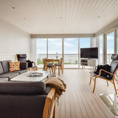 Ronnebo Holiday home